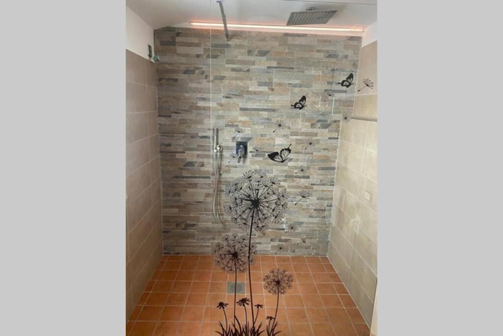 Apartament Alloggio A Via Impero Lenola Zewnętrze zdjęcie